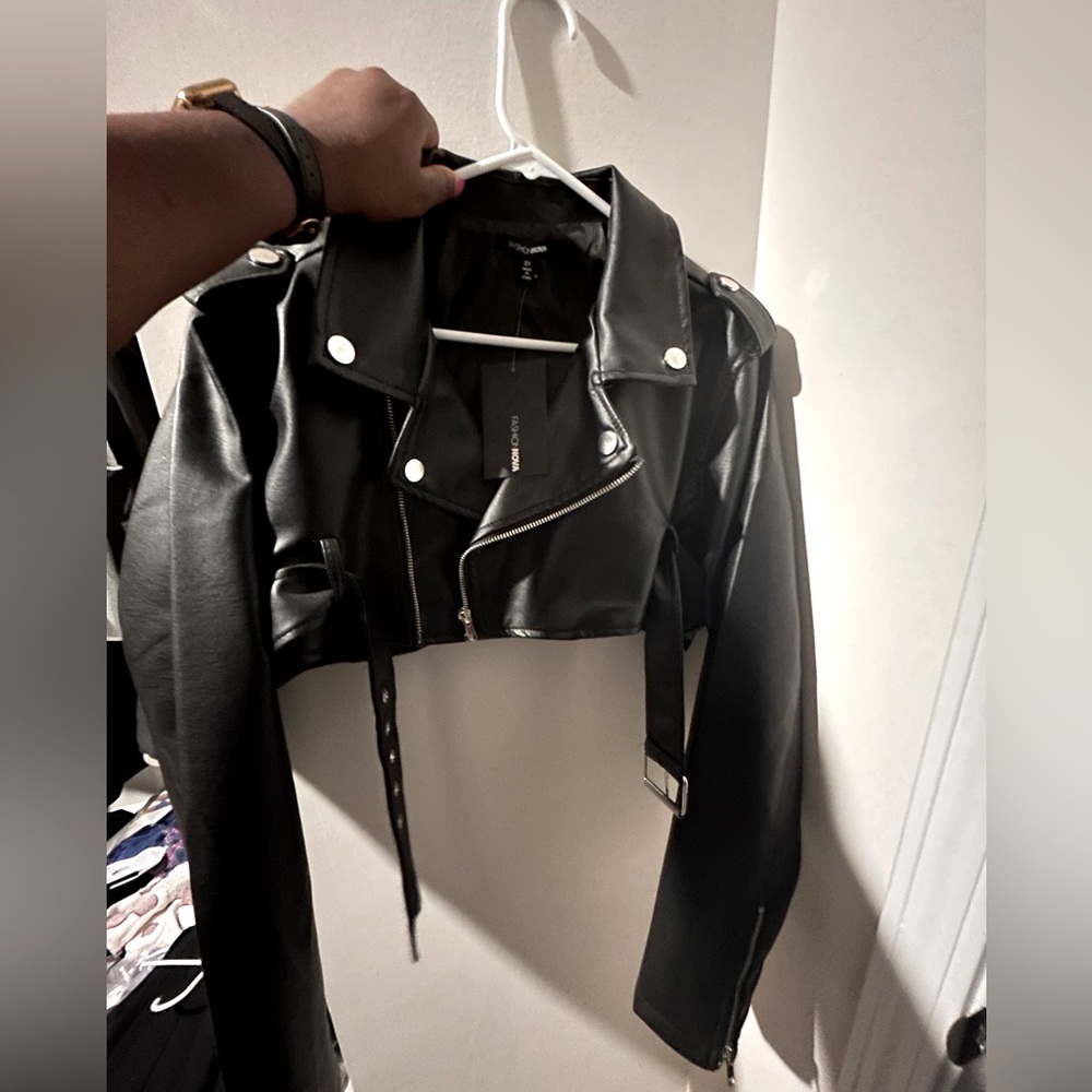 Faux leather crop biker jacket